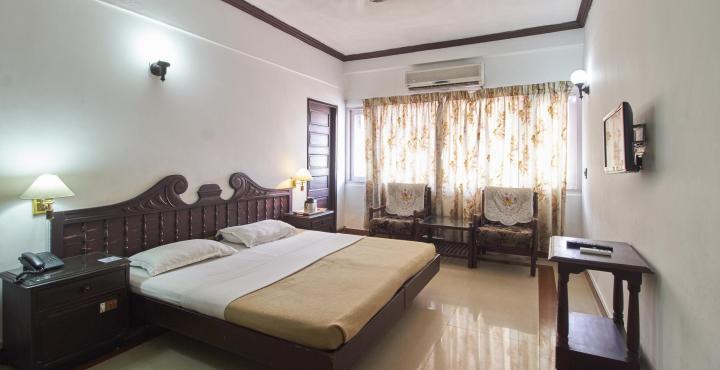 Alleppey Prince Hotel Alappuzha Bagian luar foto